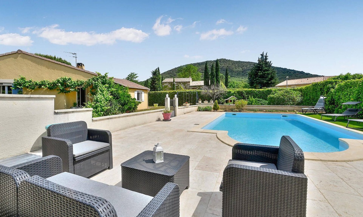 Malataverne House | Amazing home in Malataverne