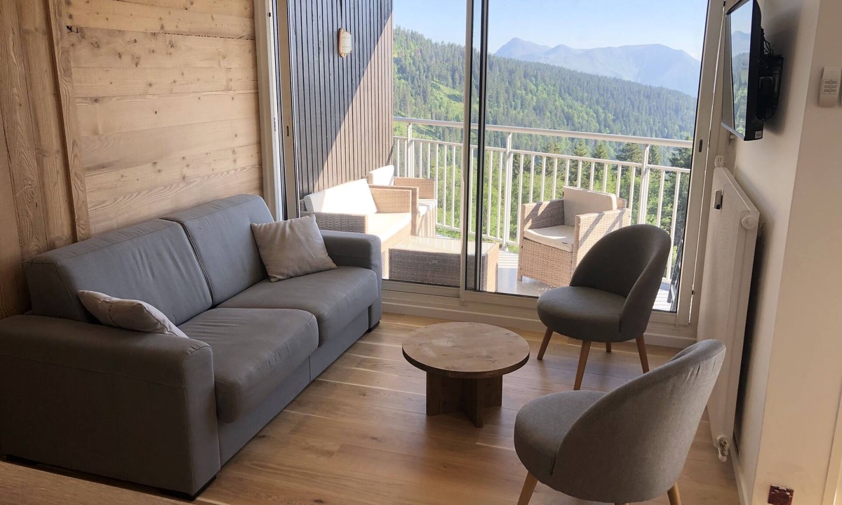 Chamrousse Apartment | Apartment Chamrousse 3 rooms, 6 people