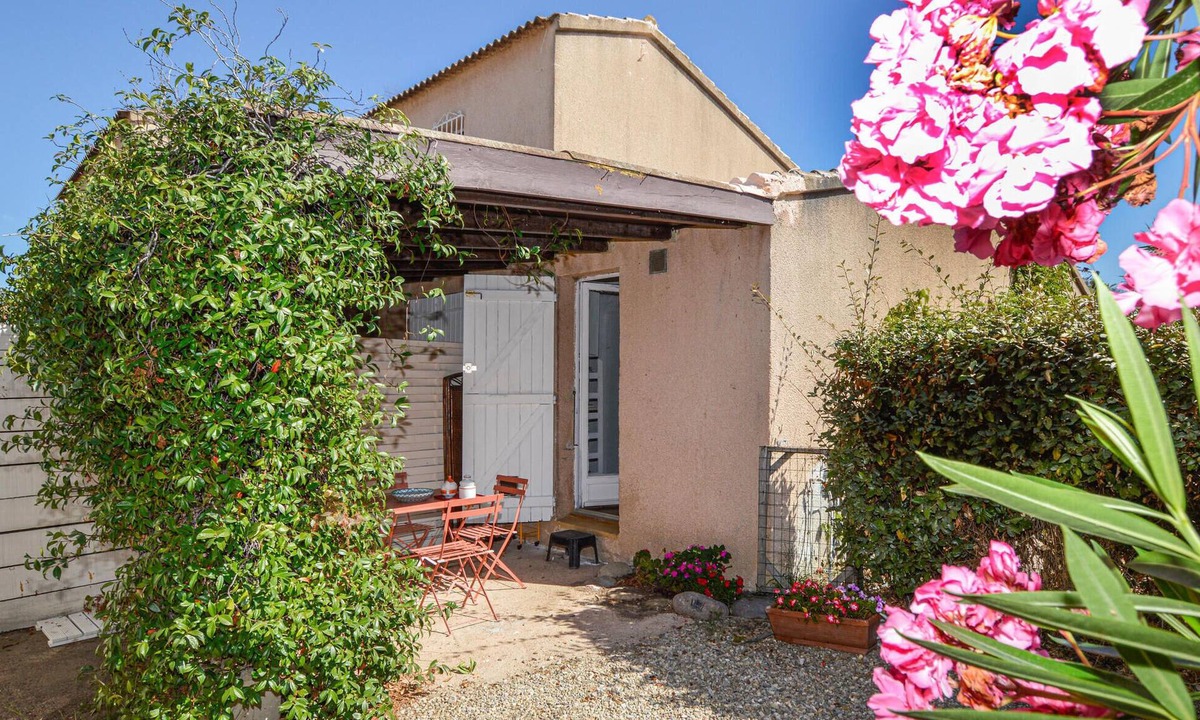 Venzolasca House | Beach front home in Venzolasca with WiFi