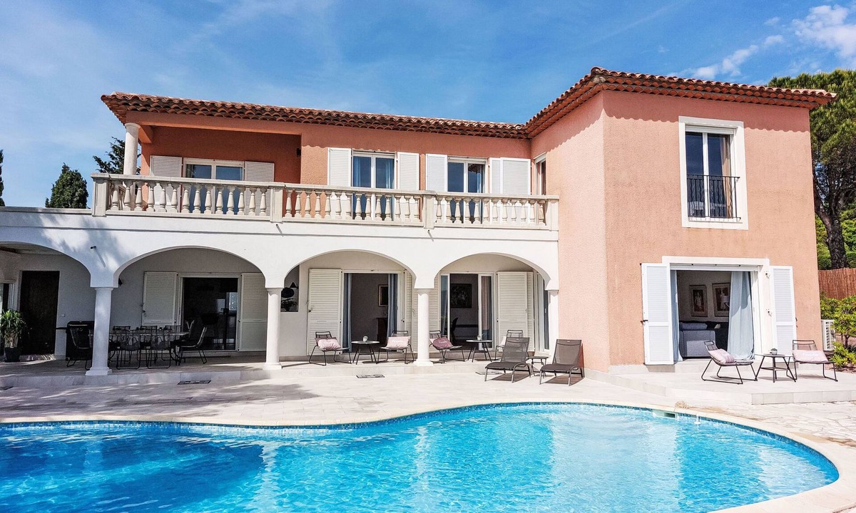 La Nartelle House | Cacharel by Interhome