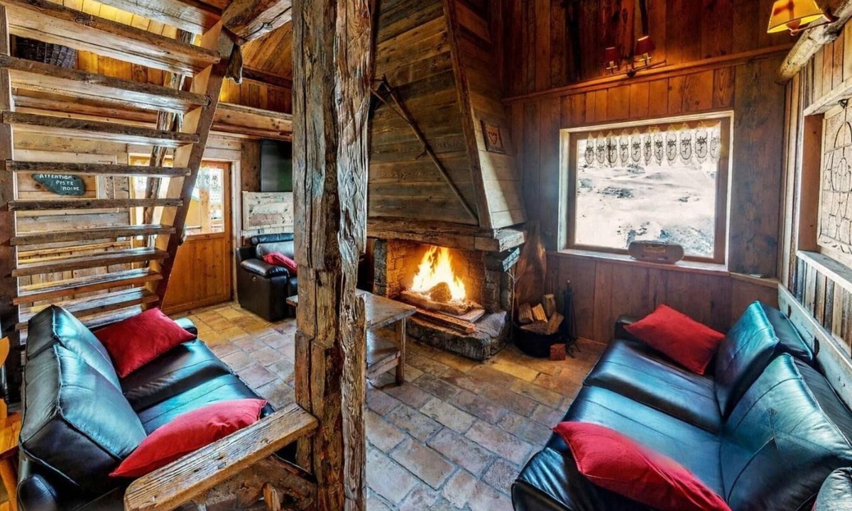 Reberty Ski Chalet | Chalet, Ground floor, view mountain, sauna, balcony, fireplace or stove, tv, ski locker, 213m²
