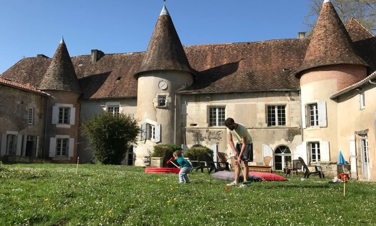 Montbron Other | Charmant Château Charentais Familial en Bord de Rivière