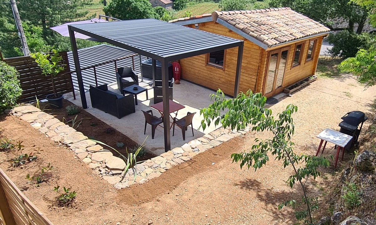 Joyeuse Ski Chalet | Charming wooden chalet - Ardèche