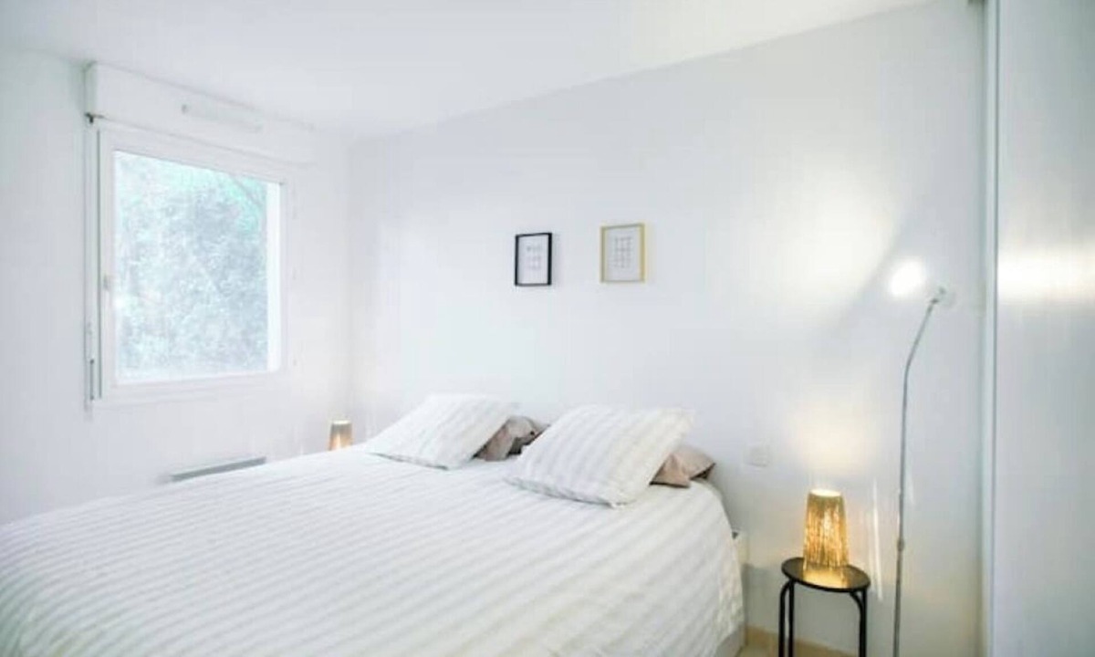Est Apartment | Comfortable T2 Beauregard - Garden and free parking
