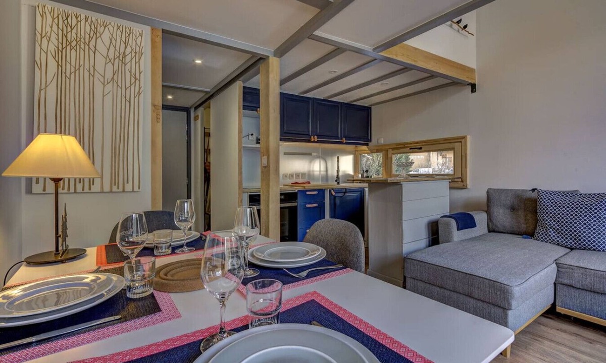 Argentiere Apartment | Duplex 200m GrandsMontets | Balcony View | Parking