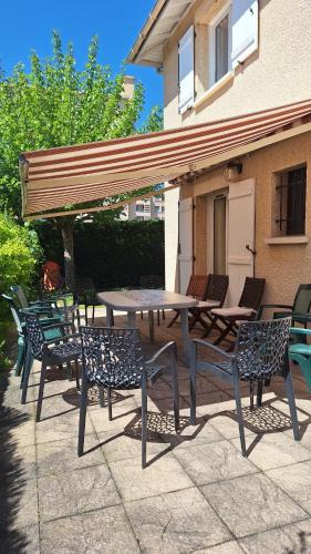 Bourgoin-Jallieu Apartment | DYNAMIQUE ET SPLENDIDE