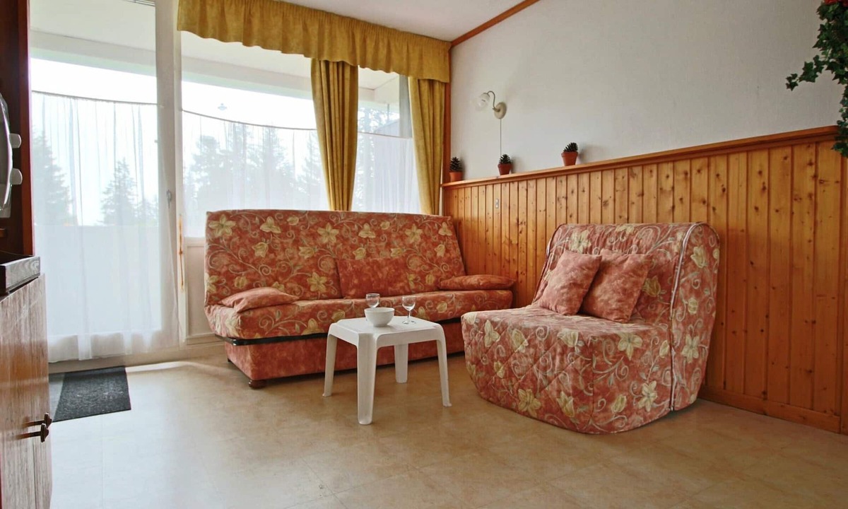 Chamrousse Apartment | High standard studio, south balcony, 3 sleeps