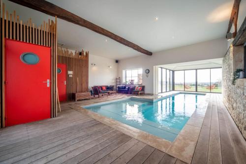 Saint-Germain-du-Plain Villa | Les Grandes Vagastines