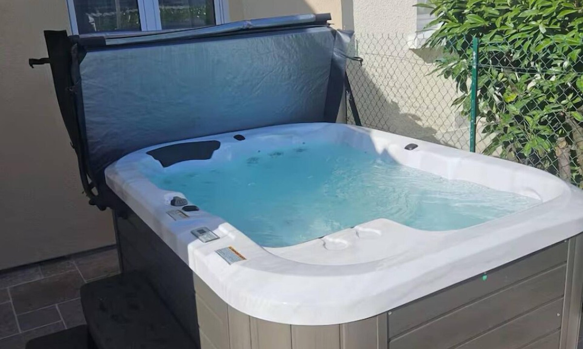 Saint-Avertin House | Les Sorbiers & spa