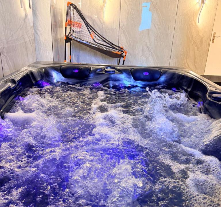 Weitbruch House | Maison privative SPA Jacuzzi Sauna Salle de jeux