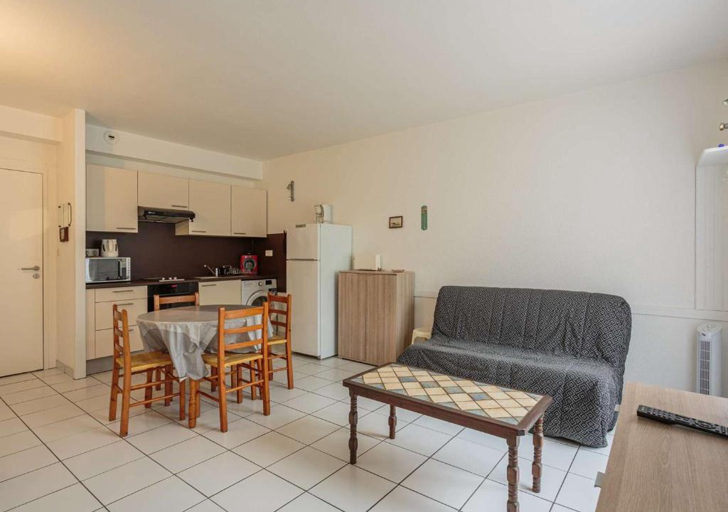 Cambo-les-Bains Apartment | Studio confortable avec jardin et parking à Cambo-les-Bains - FR-1-4-703