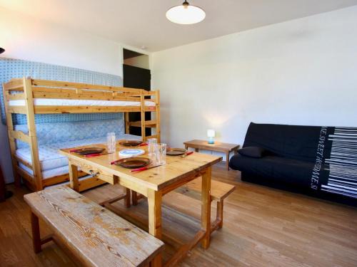 Chamrousse Apartment | Studio douillet près des pistes, accepte animaux - FR-1-340-167