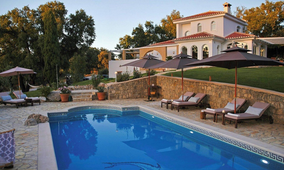 Alhama de Granada House | Villa with pool and jacuzzi near Granada