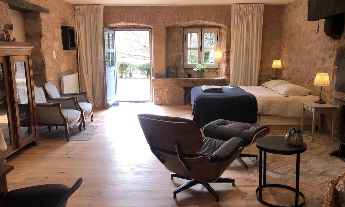 Hyds Hotel | Zone Bleue