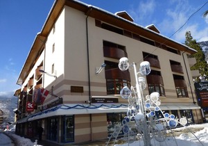 Wifi, 50m from resort center, 5th floor, balcony, parking, tv, ski locker, 26m², Brides Les Bains