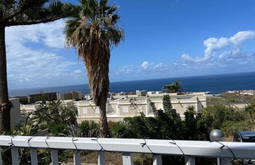 Bajamar House | La Casa Nostra - family oriented house in quiet area