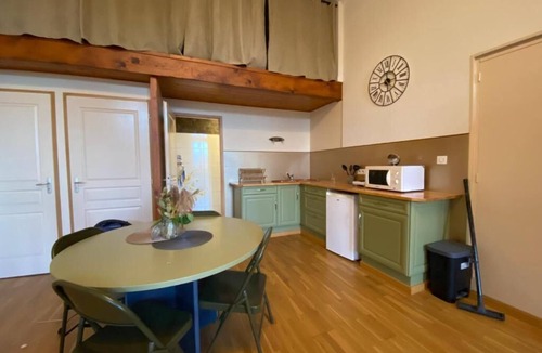 Saint-Nauphary Hotel | Ô DOMAINE
