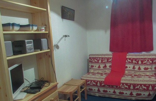 Puy-Saint-Vincent Apartment | 1st floor apartment 5 minutes from the slopes