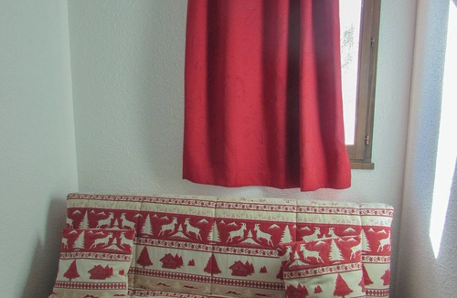 Puy-Saint-Vincent Apartment | 1st floor apartment 5 minutes from the slopes