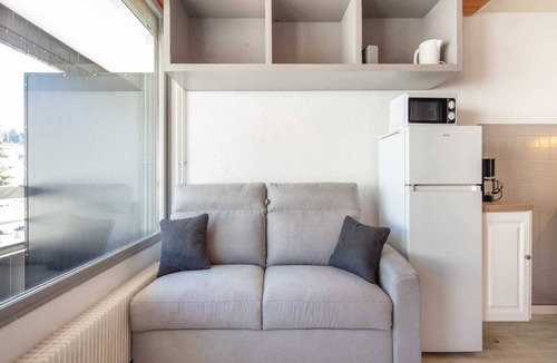 Chamrousse Apartment | Alpine Hideaway with Balcony