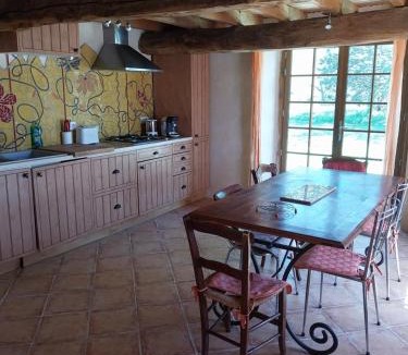 Alan House | Ancienne dépendance pierre et bois