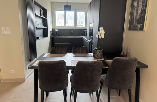 Old Town Apartment | Apparently hyper-central towers