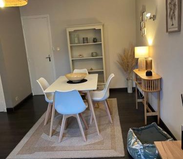 Royat Apartment | Appartement 4 pers avec jardin & parking-calme-proche Clermont