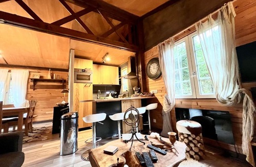 Xonrupt-Longemer Ski Chalet | Authentic mountain cabin with river at 900m lake