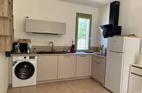 Lafrancaise House | Bastide de l'Olivier 82 and its two units, "La Tour" and "Les Roses"