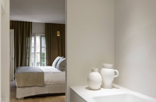Les Baux-de-Provence Hotel | Baumanière Les Baux de Provence