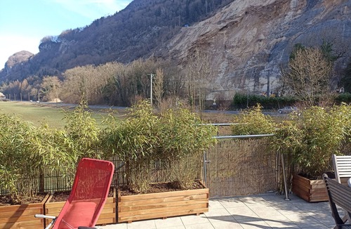 Saint-Thibaud-de-Couz House | Beautiful new apartment in Chartreuse house