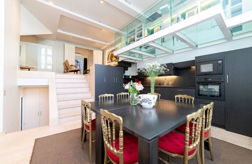 Quartier de l'Ecole-Militaire Apartment | Between Saint Germain & Eiffel Tower high ceiling renovated AC 3 bedroom!