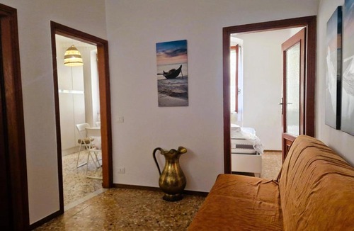 Voltri Apartment | Blu
