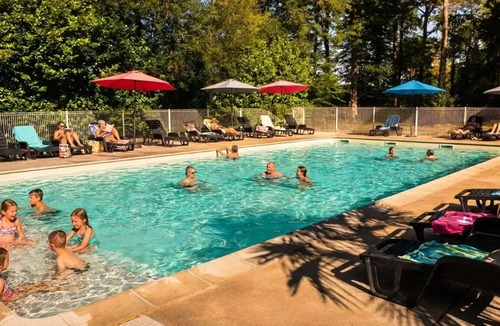 Saint-Gerons House | Camping Les Rives du lac Cantalès * - 3 bedroom mobile home Titania 6 people