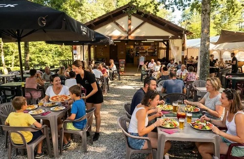 Saint-Gerons House | Camping Les Rives du lac Cantalès * - 3 bedroom mobile home Titania 6 people
