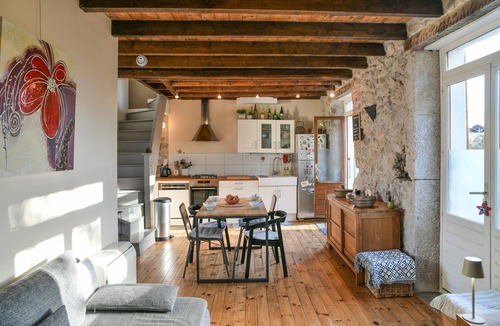 Saint-Vincent-de-Mercuze House | Casa Mialy Holiday Home with Mountain View, Wi-Fi and Air Conditioning