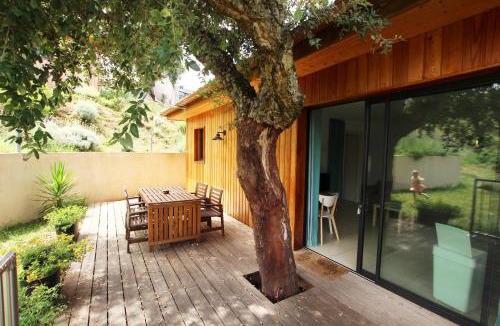 Afa House | casa suara