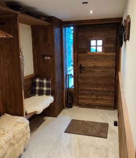 Montvalezan Ski Chalet | Chalet Roger