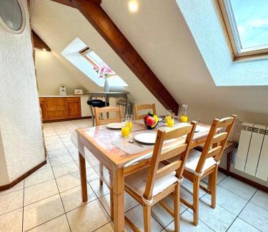 Aiguebelette-le-Lac Apartment | Chaleureux studio sous les toits, proche du lac