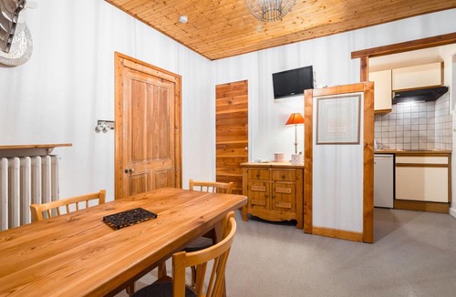 Chantemerle Apartment | Charmant 2 Pièces avec Piscine Été, Balcon et Parking Privé à 300m des Pistes - FR-1-762-6