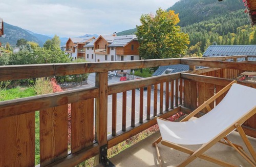 Chantemerle Apartment | Charmant 2 Pièces avec Piscine Été, Balcon et Parking Privé à 300m des Pistes - FR-1-762-6