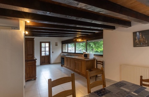 Chambonas House | Charming 'Les Sources Gîte La Grange' House with Shared Pool and Private Terrace