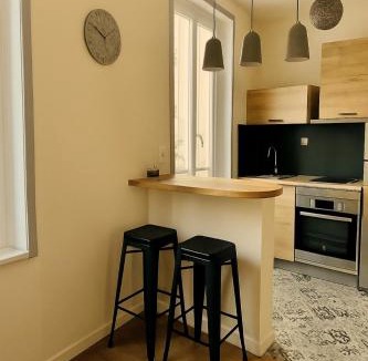 1st Arrondissement Apartment | Charming studio for 2 Quartier Terreaux Croix-Rousse