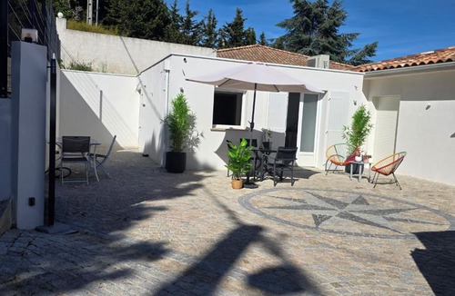 Alata Apartment | Chez philo