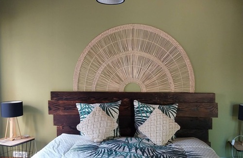 Douville Bed & Breakfast | Douvilla