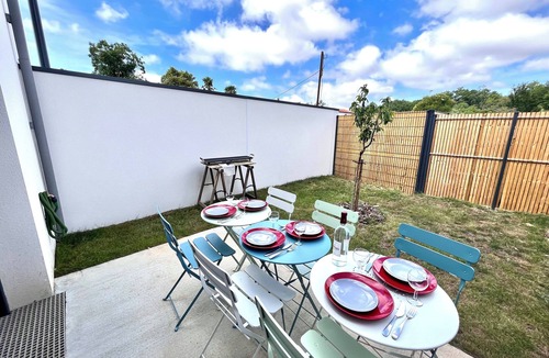 Perigny House | ESCAPADE