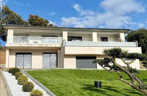 Eccica-Suarella Villa | EXCEPTIONNELLE VILLA Proche d'AJACCIO et PORTICCIO