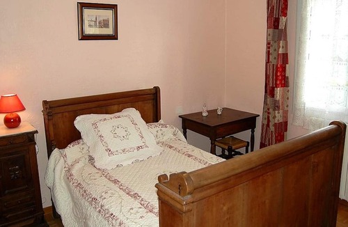 Castelnau-Montratier-Sainte-Alauzie House | Homerez - House for 7 ppl. with jacuzzi at Castelnau-Montratier-Sainte-Alauzie