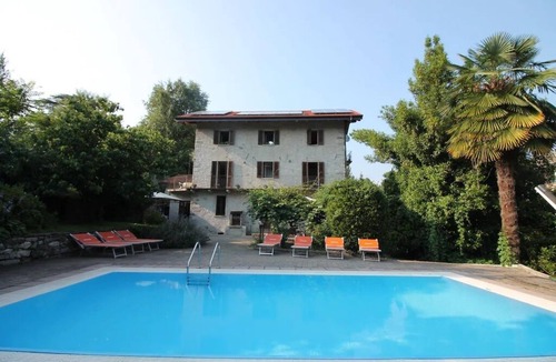 Ameno Apartment | Frey apt. 1 + Frey apt. 2 at Lake Orta with garden and pool