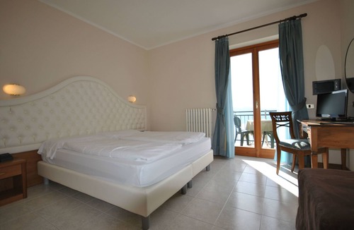 Gardola Hotel | Gallo